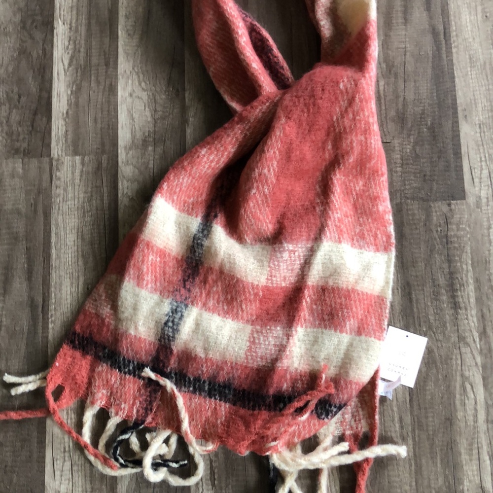 LC Lauren Conrad Oblong Blanket Scarf Pink Neutral New - Picture 6 of 6